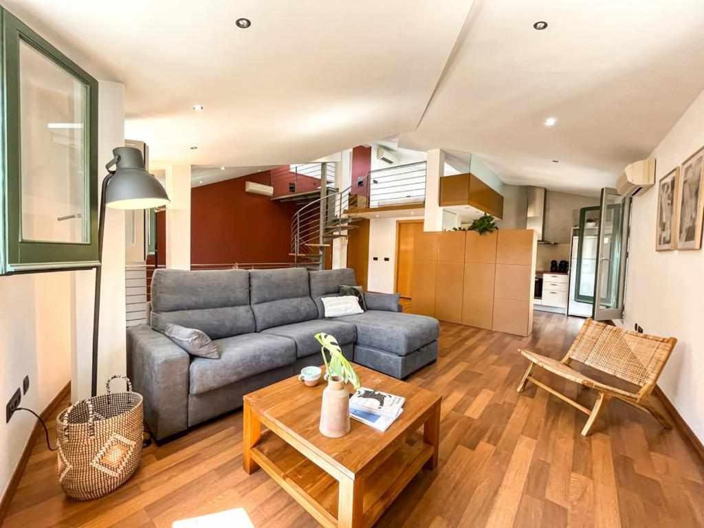 Loft Cort Reial Atico In The Heart Of The Old Town Daire Girona Dış mekan fotoğraf